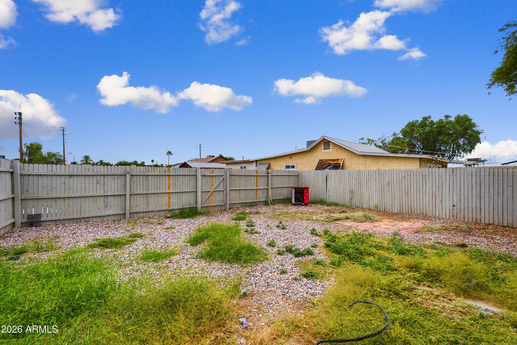 1229 E Mountain View Road - Photo 5