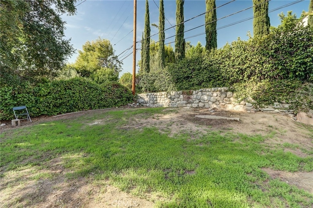 1567 Fair Park Avenue - Photo 22