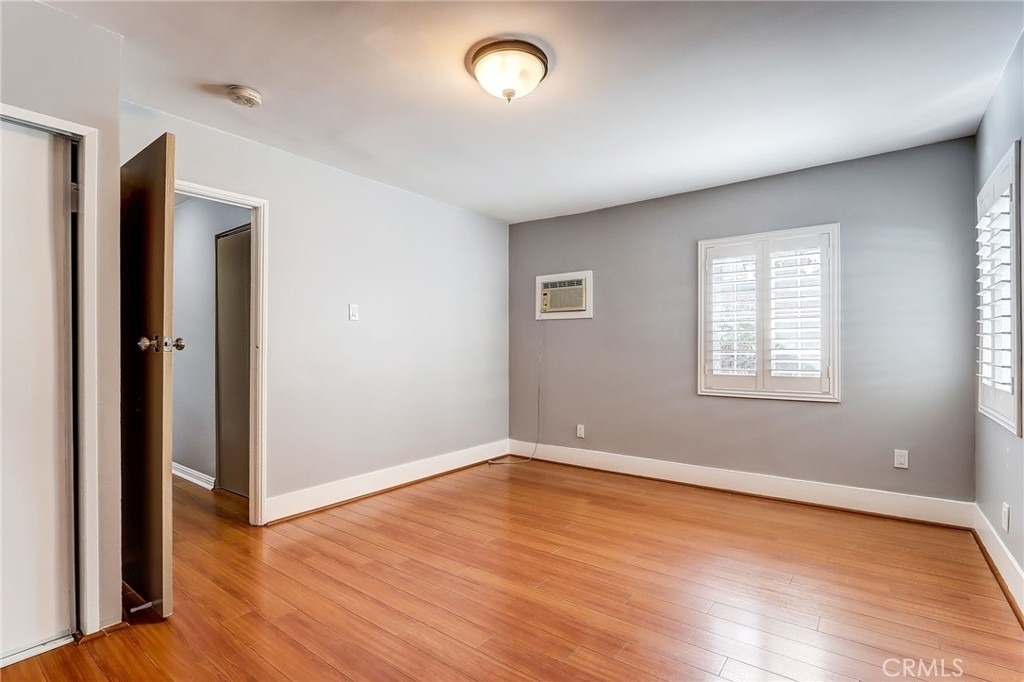 1567 Fair Park Avenue - Photo 11