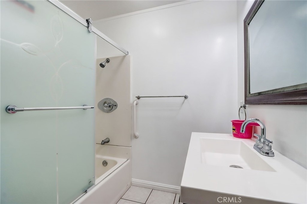 1567 Fair Park Avenue - Photo 8