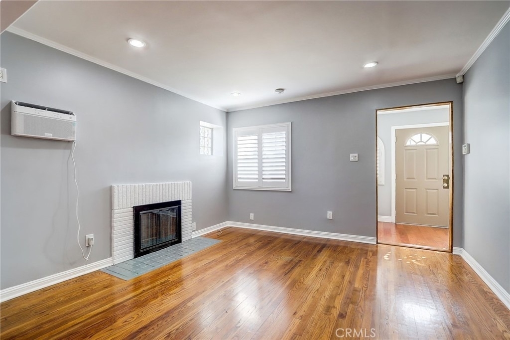 1567 Fair Park Avenue - Photo 3