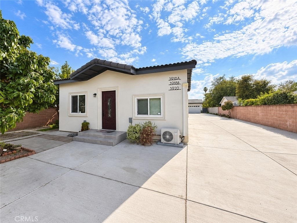 3918 Maple Ave - Photo 13