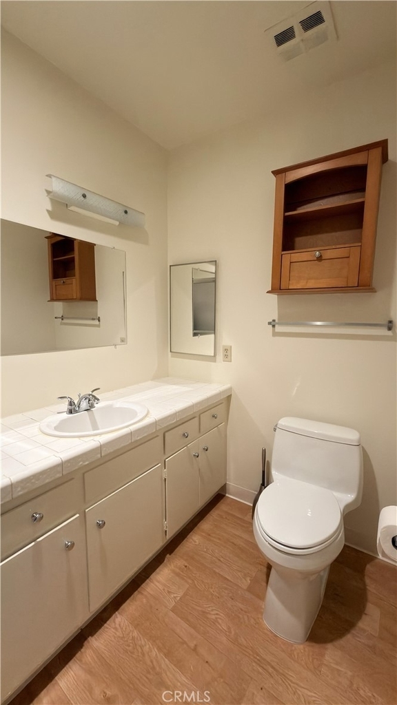5349 Newcastle - Photo 12