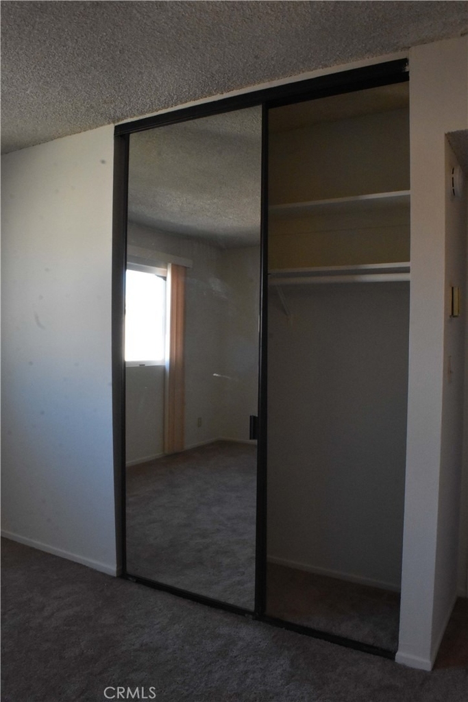5349 Newcastle - Photo 11