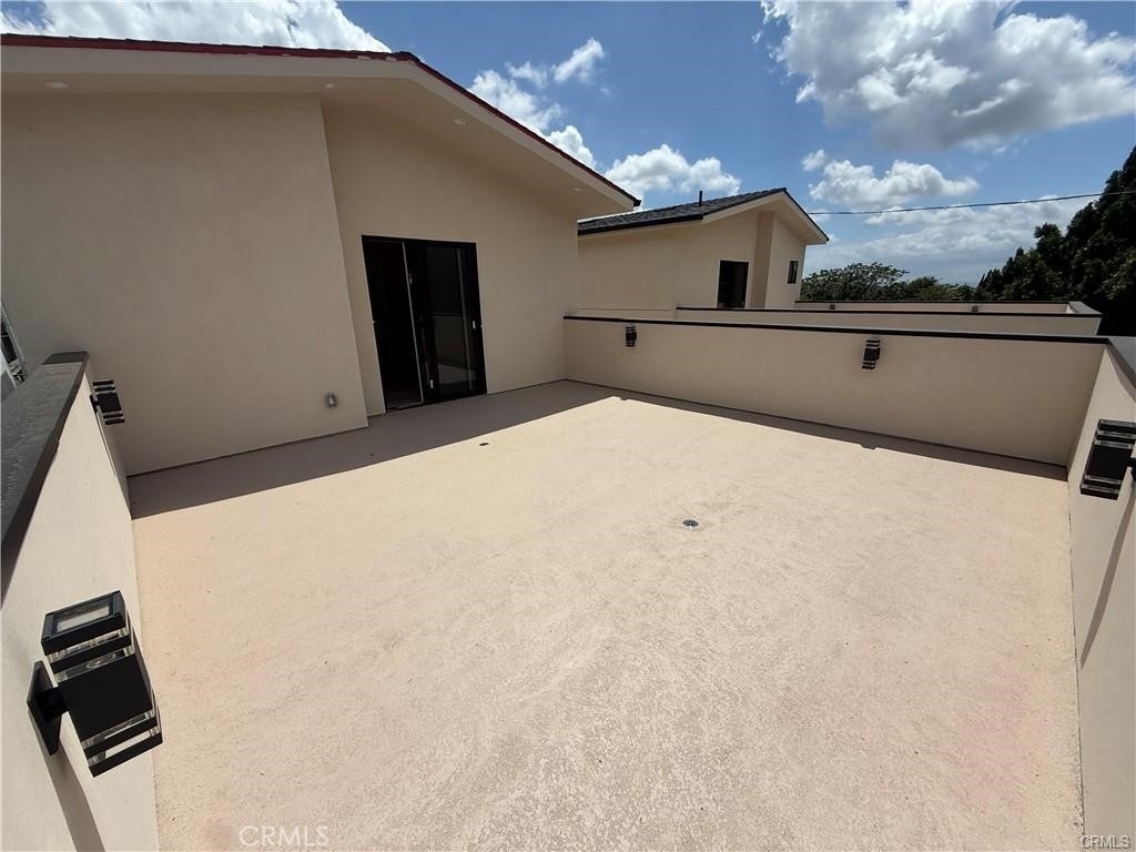 7826 Kyle Street - Photo 8