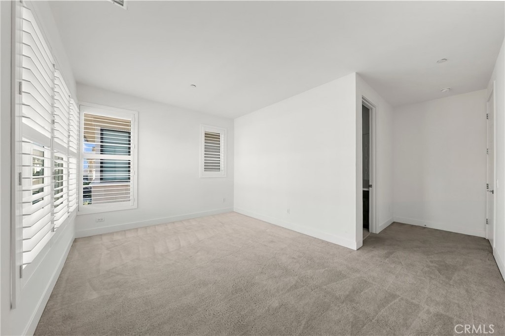 11740 N Hillsborough - Photo 32