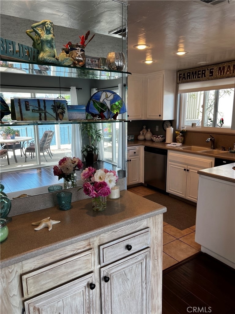 2243 Westshore Lane - Photo 8