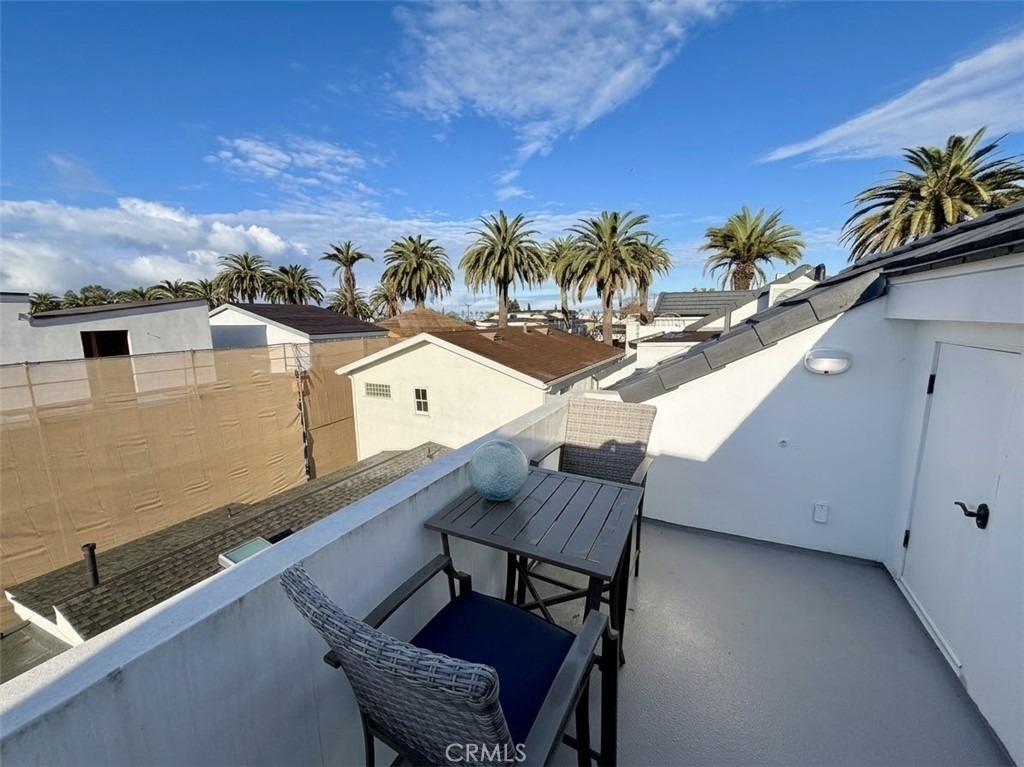 618 Marguerite Avenue - Photo 3