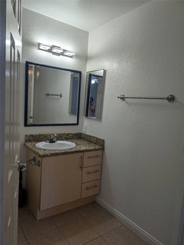 2155 Highpointe Drive - Photo 8