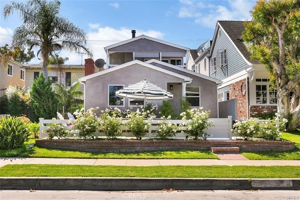 506 Poinsettia Avenue - Photo 0
