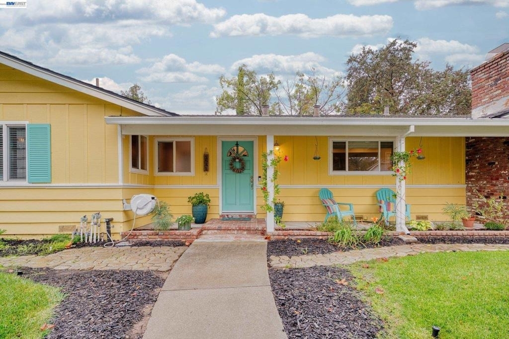 1531 Arkell Rd - Photo 35