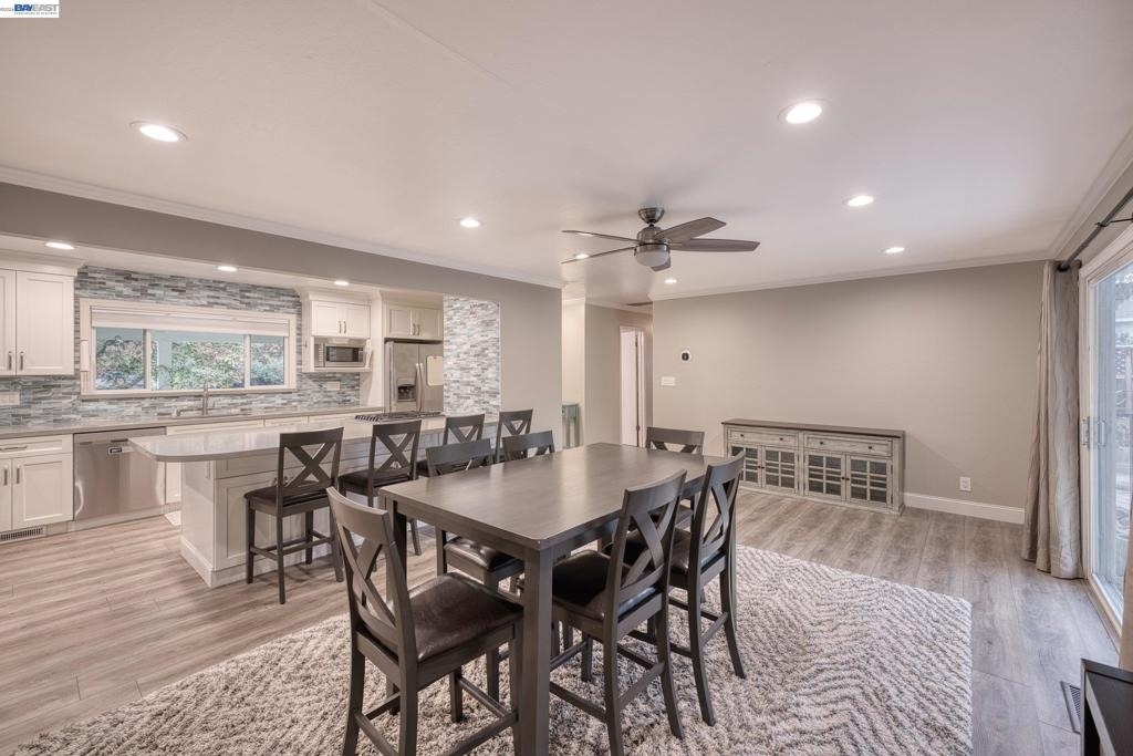1531 Arkell Rd - Photo 2