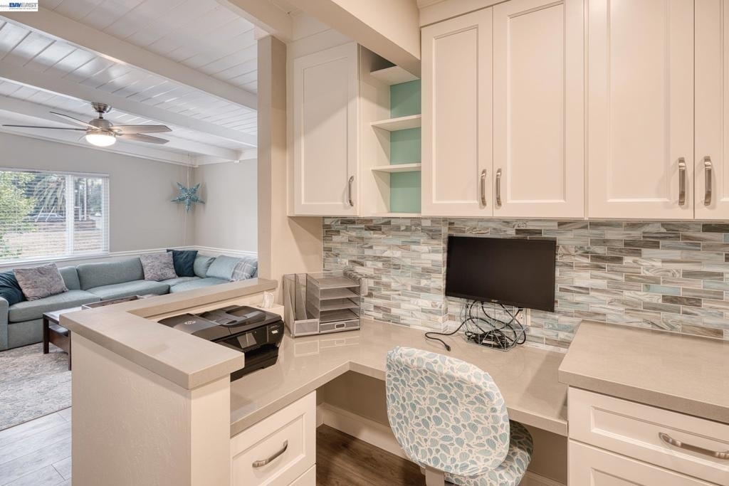 1531 Arkell Rd - Photo 12