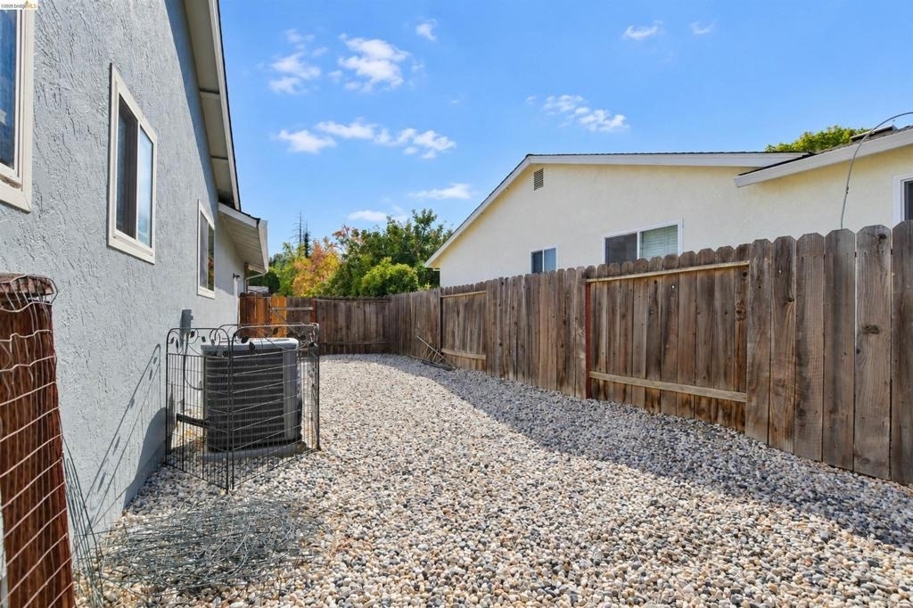 817 Basalt Way - Photo 23