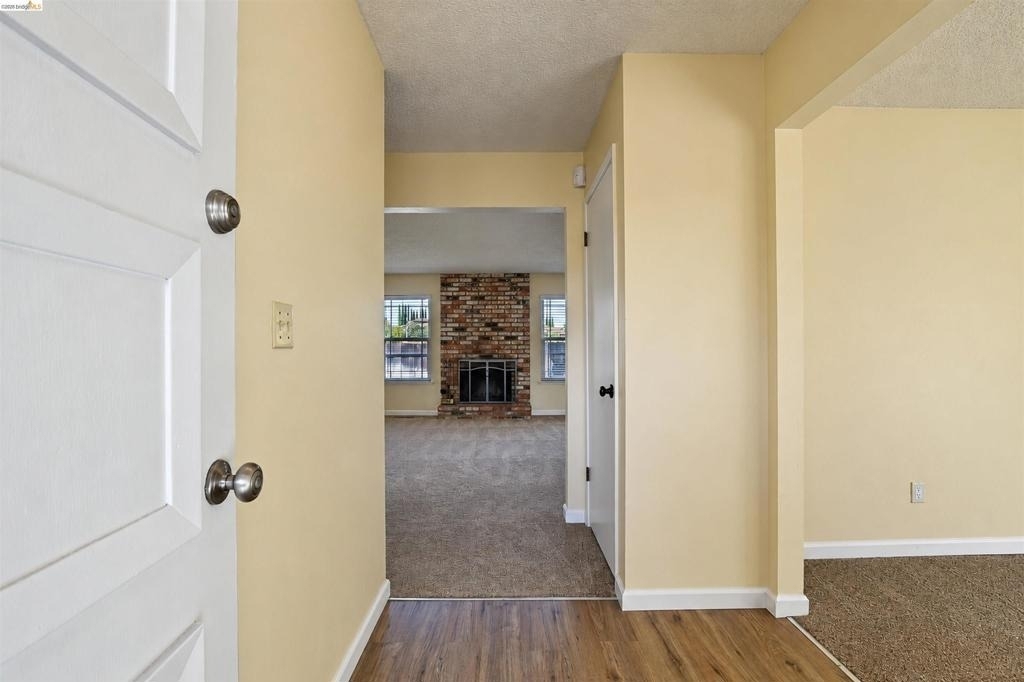 817 Basalt Way - Photo 2