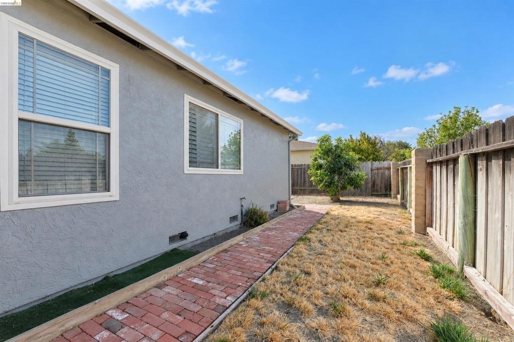 817 Basalt Way - Photo 25