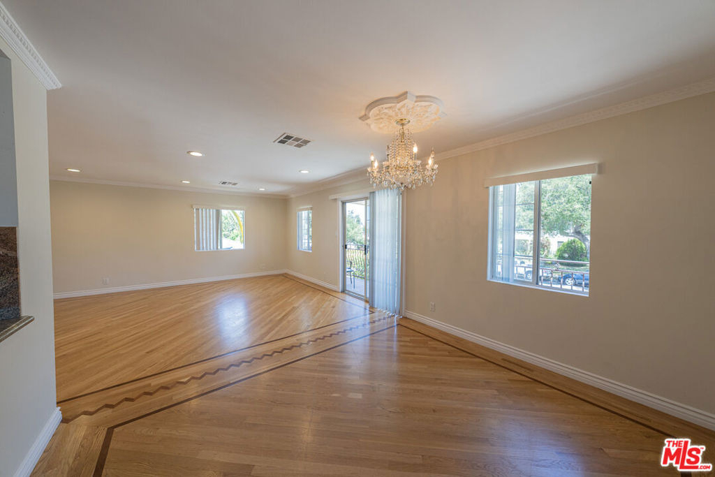 666 W Doran Street - Photo 2