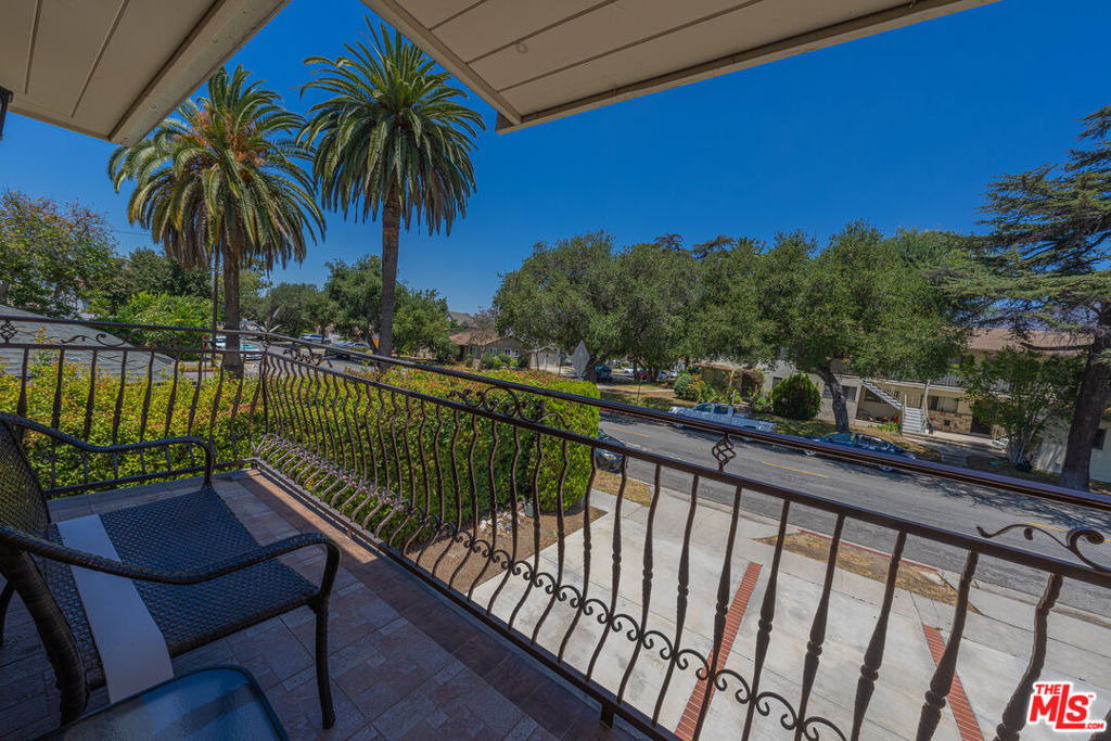 666 W Doran Street - Photo 8