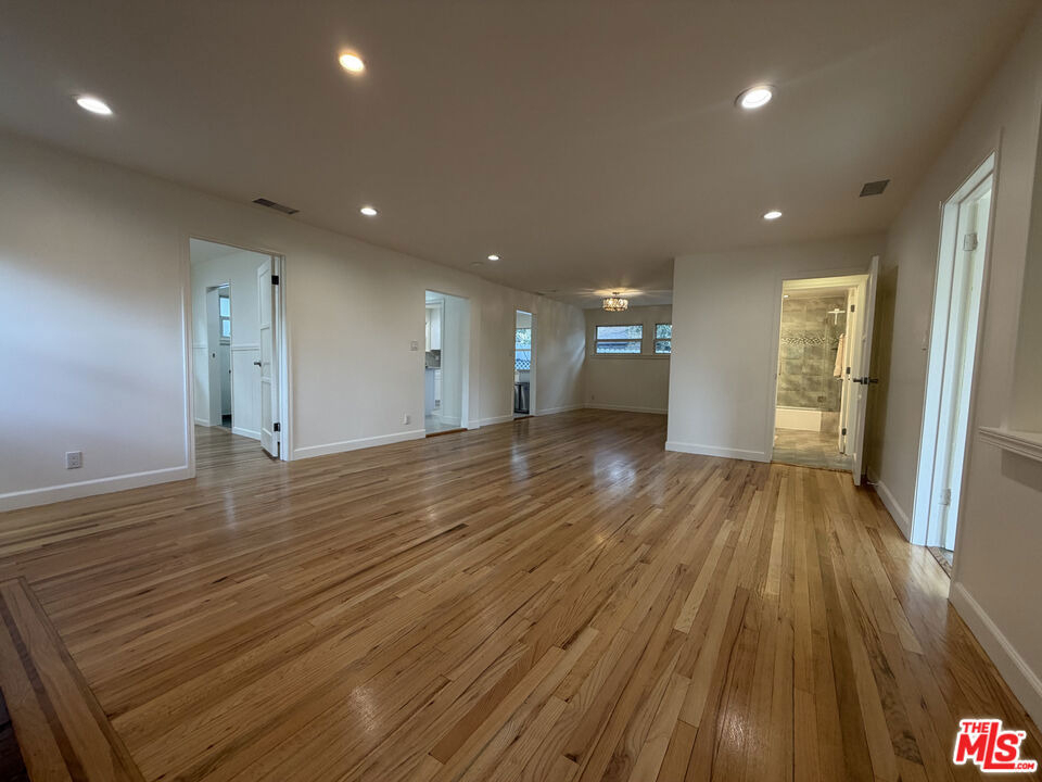 6832 Beckett Street - Photo 44