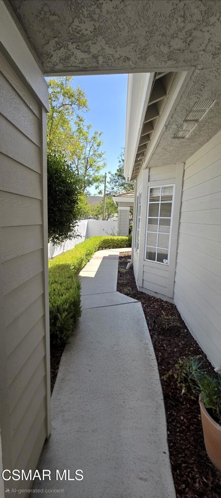 5645 Tanner Ridge Avenue - Photo 33
