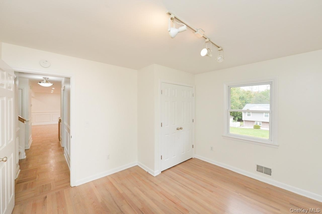 11 Castle Drive - Photo 14