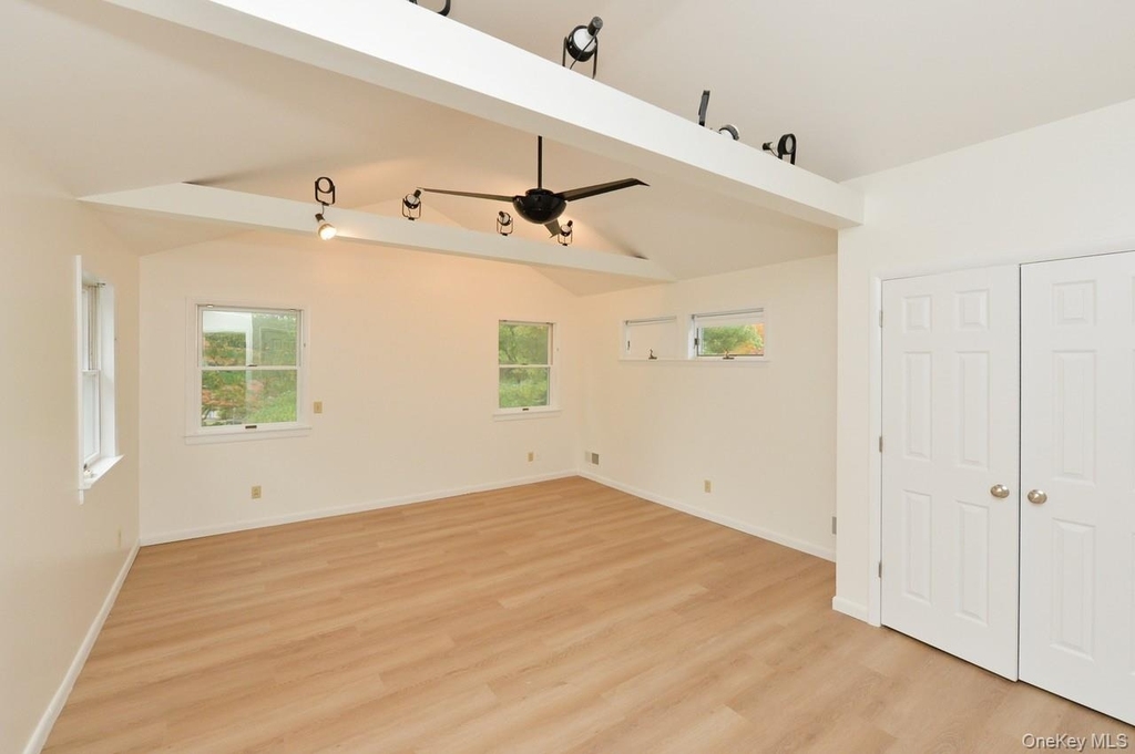 11 Castle Drive - Photo 11