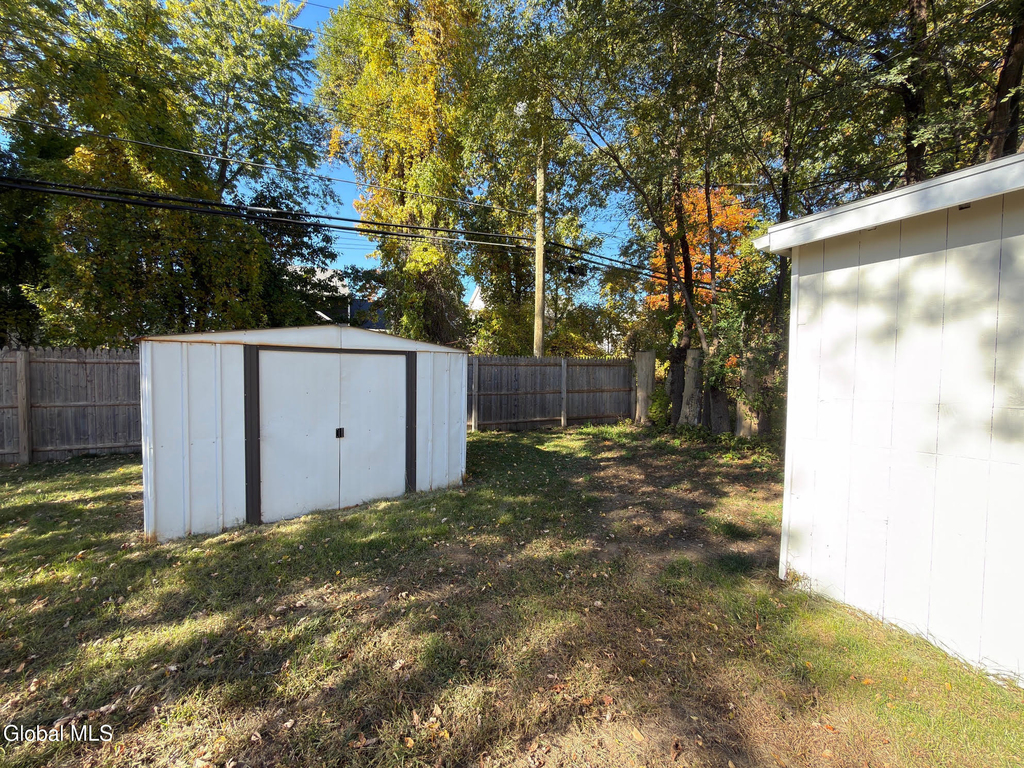 29 Sherwood Drive - Photo 24