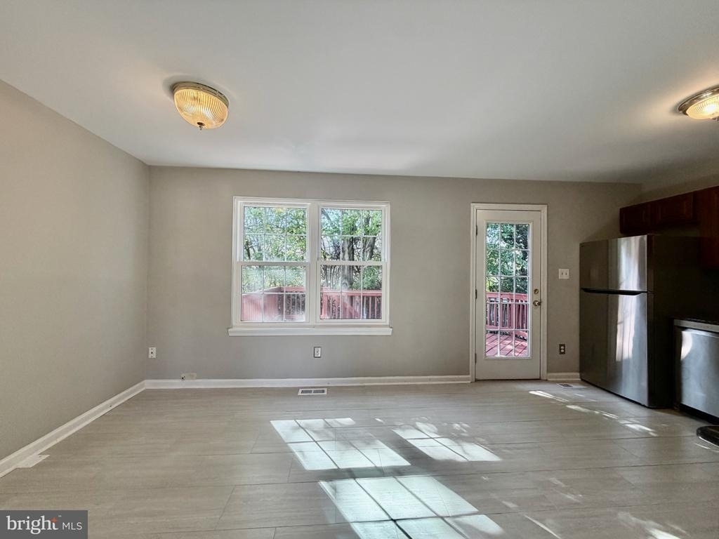 14904 Enterprise Lane - Photo 17