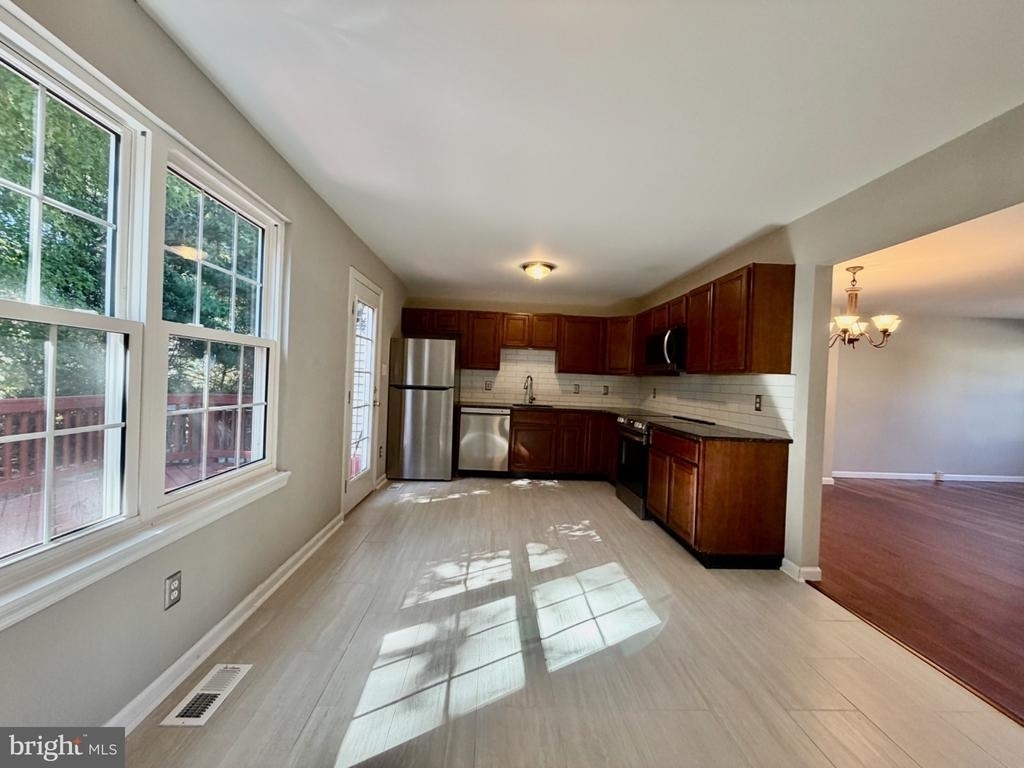 14904 Enterprise Lane - Photo 15