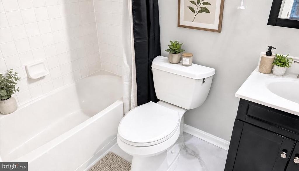 22963 Whitehall Terrace - Photo 11