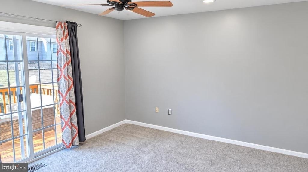22963 Whitehall Terrace - Photo 5