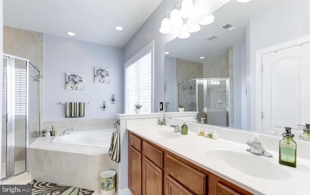 46046 Earle Wallace Circle - Photo 15
