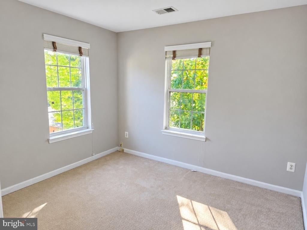 4714 Caronia Way - Photo 29