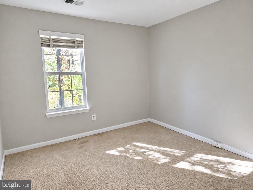 4714 Caronia Way - Photo 27