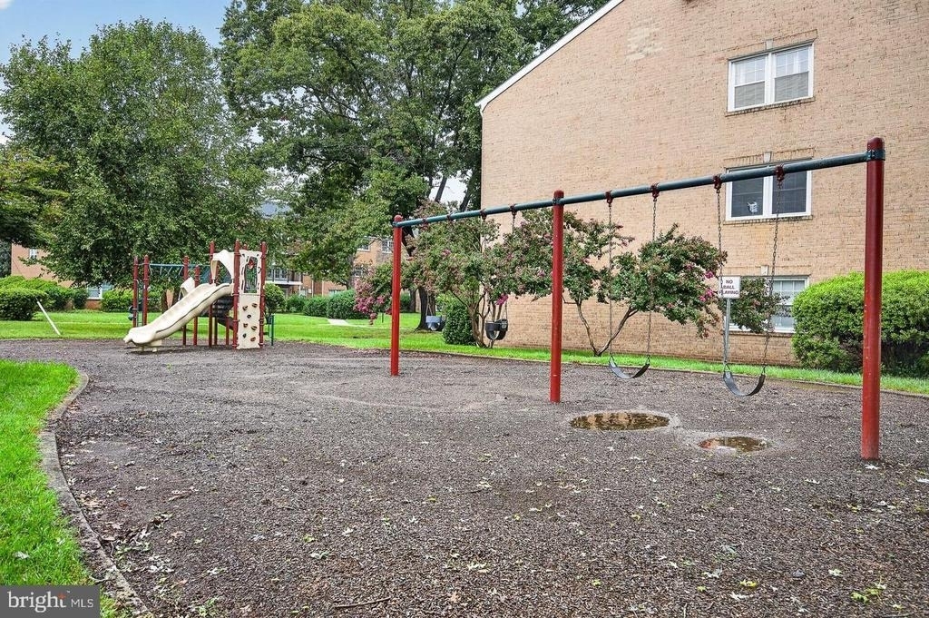 9453 Fairfax Boulevard - Photo 20
