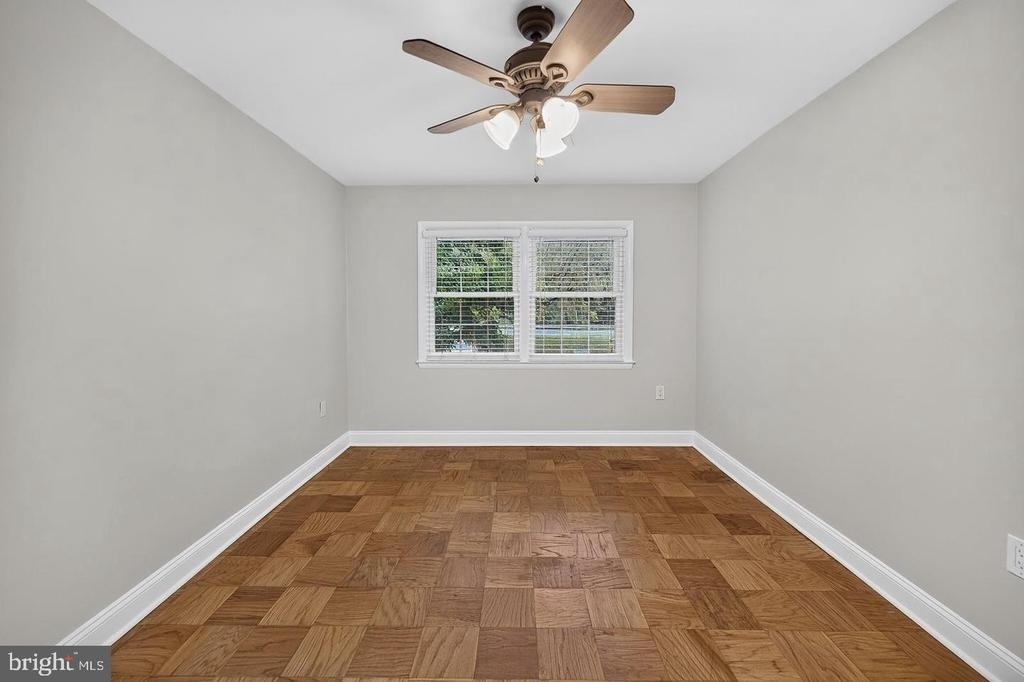 9453 Fairfax Boulevard - Photo 13