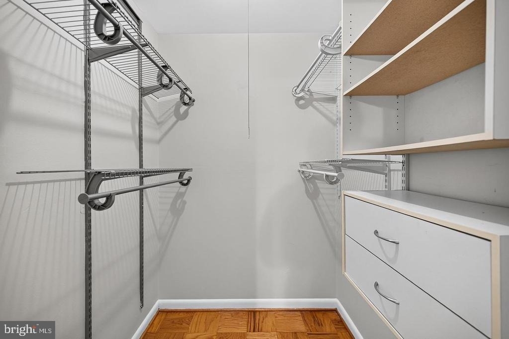 9453 Fairfax Boulevard - Photo 12