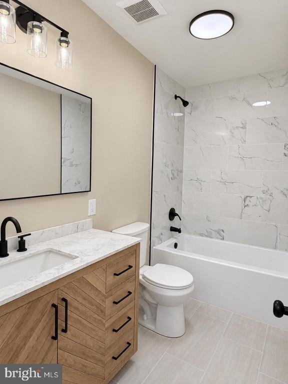 1556 Birchwood Avenue - Photo 9
