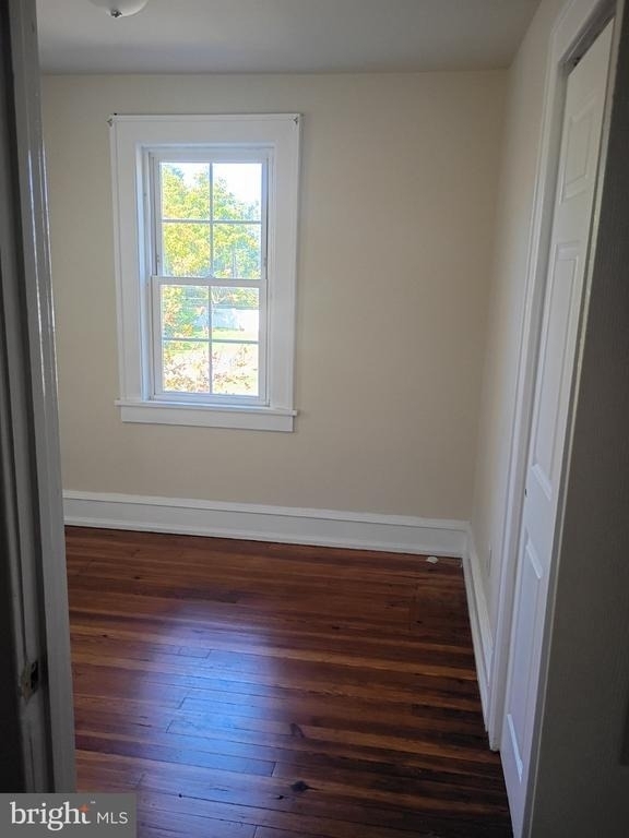 1220 Grant Avenue - Photo 7