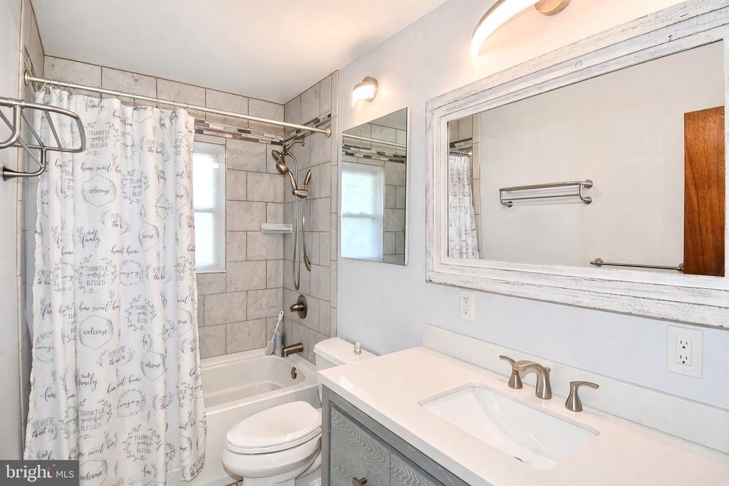 6011 Carter Avenue - Photo 18