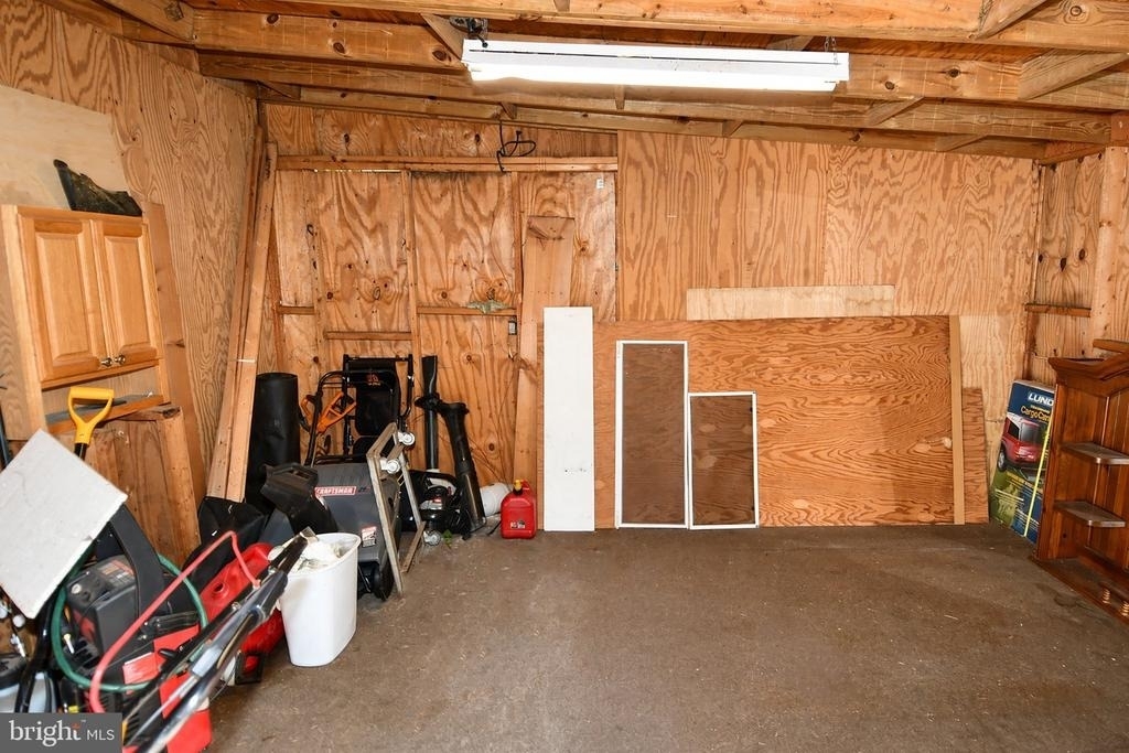 6011 Carter Avenue - Photo 25