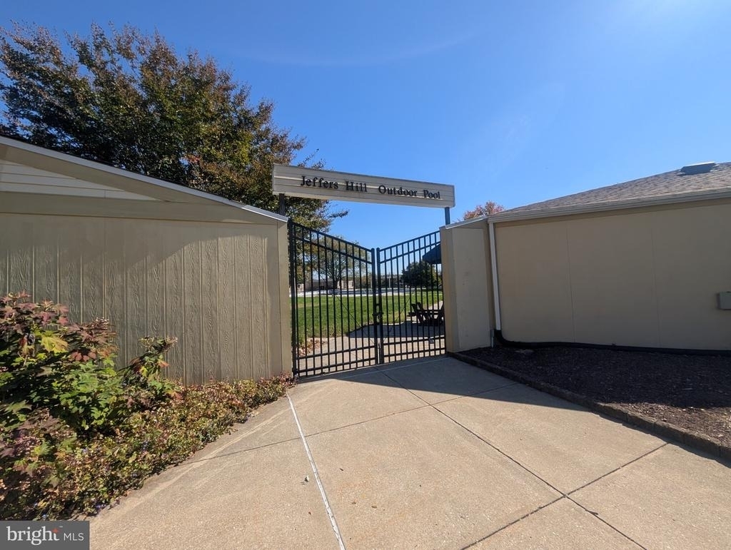 6065 Majors Lane - Photo 24