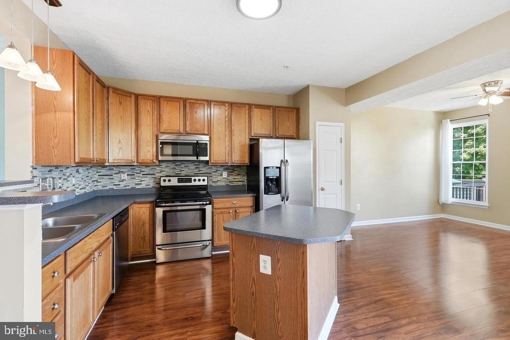 3163 Freestone Court - Photo 10