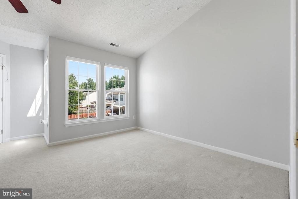 3163 Freestone Court - Photo 26