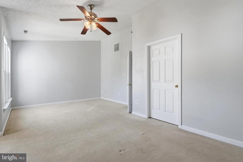 3163 Freestone Court - Photo 29