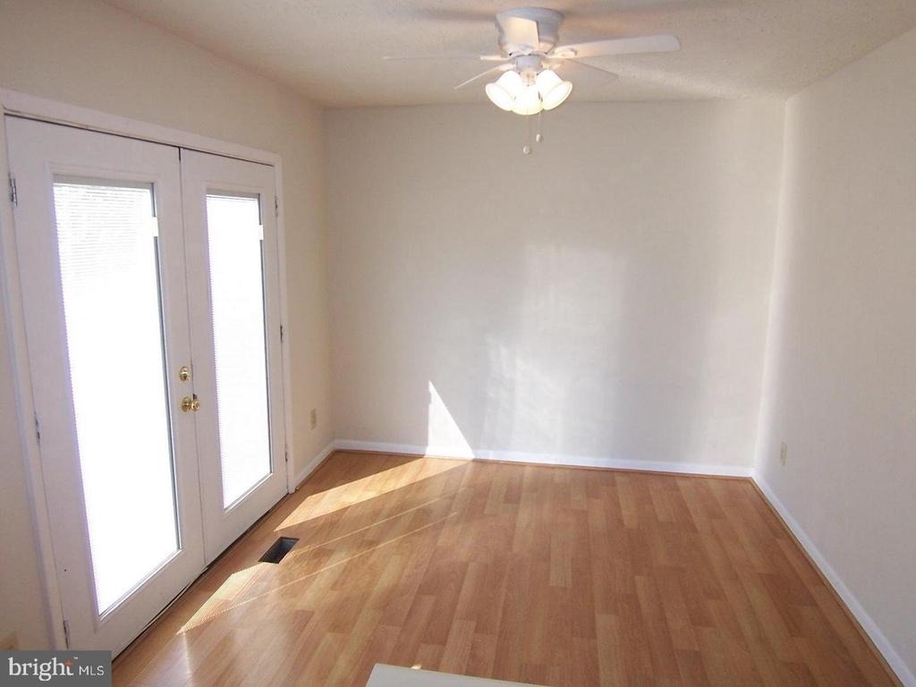 907 Olive Branch Court N - Photo 5