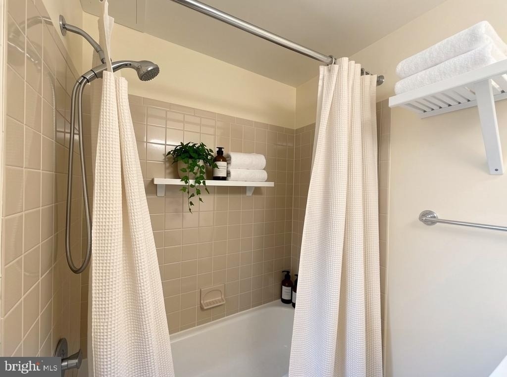 2104 Whitehall Road - Photo 10