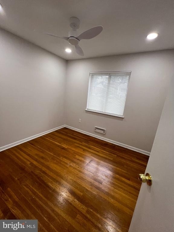 6115 Moorefield Road - Photo 8