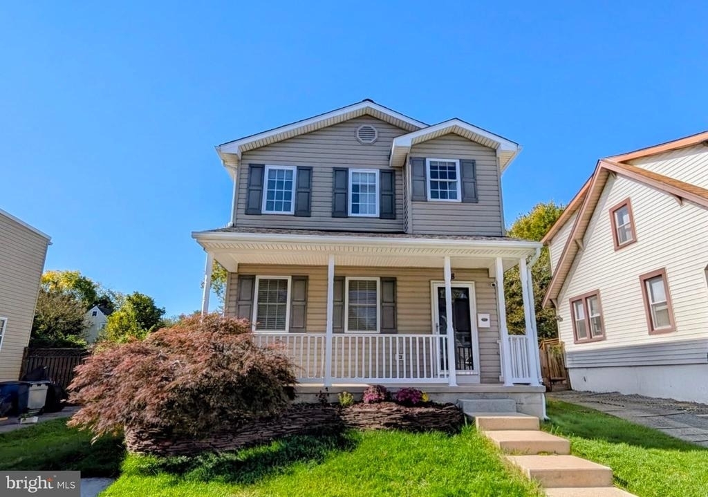 8 Glenwood Ave - Photo 0