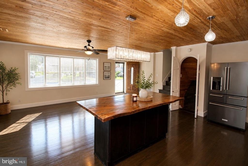 312 N Hammonds Ferry Road - Photo 3
